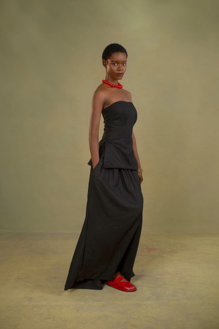 Flow skirt in Black linen