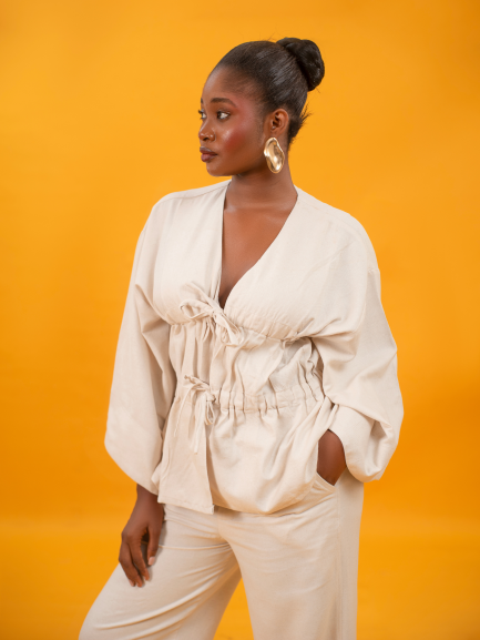 Bowie Blouse in Beige Linen